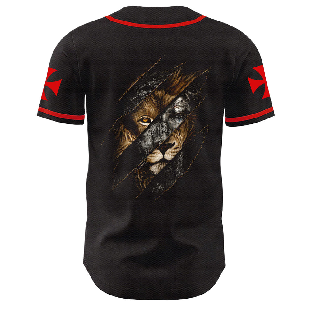 Christianartworkshop Jesús León de Judá Rasgado Rayo 3 Clavos Cruz Camiseta de béisbol unisex - image 1
