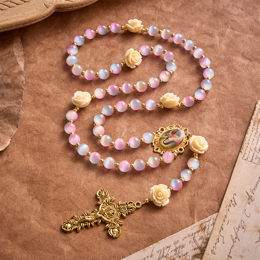 Christianartworkshop Rosario de rosas de vidrieras con degradado onírico y medallón de Santa Teresa - image 3