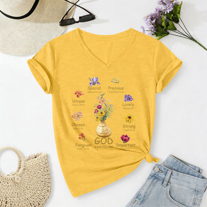 Christianartworkshop Camiseta de mujer holgada con cuello en V y estampado floral "Dios dice que eres..." - Amarillo - 2XL - image 22