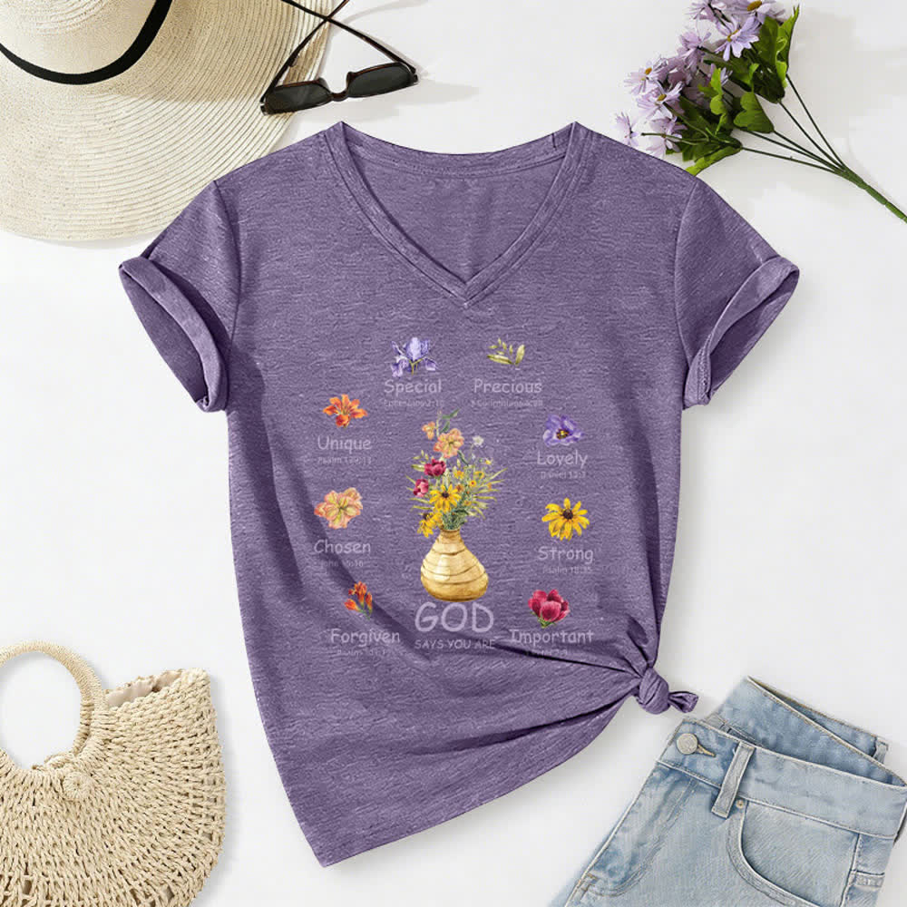 Christianartworkshop Camiseta de mujer holgada con cuello en V y estampado floral "Dios dice que eres..." - Púrpura - 2XL - image 12