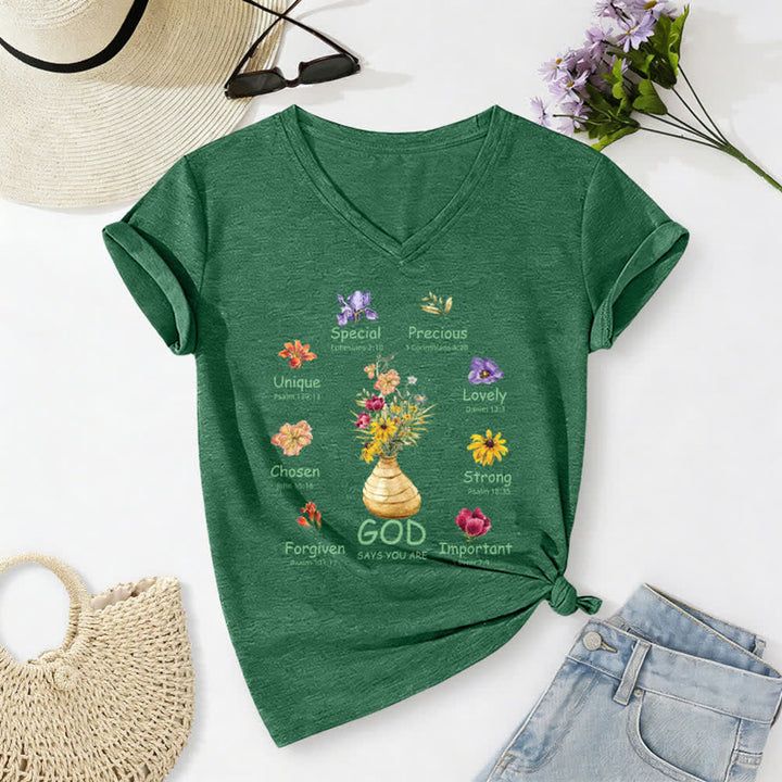 Christianartworkshop Camiseta de mujer holgada con cuello en V y estampado floral "Dios dice que eres..." - Verde - 2XL - image 16