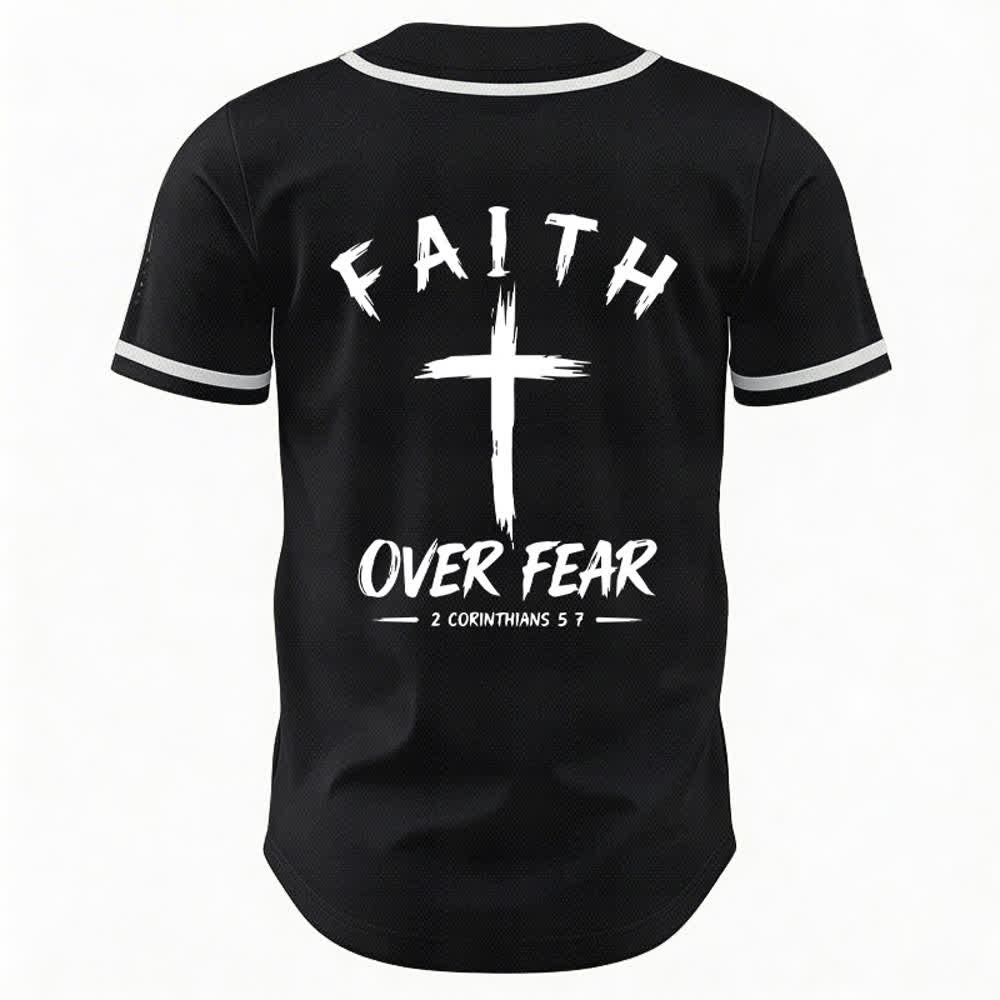 Camiseta de béisbol con ribete de contraste "Fe sobre el miedo" de Christianartworkshop - image 8
