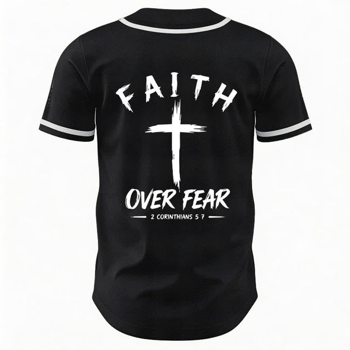 Camiseta de béisbol con ribete de contraste "Fe sobre el miedo" de Christianartworkshop - image 8