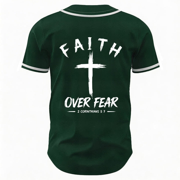 Camiseta de béisbol con ribete de contraste "Fe sobre el miedo" de Christianartworkshop - image 36