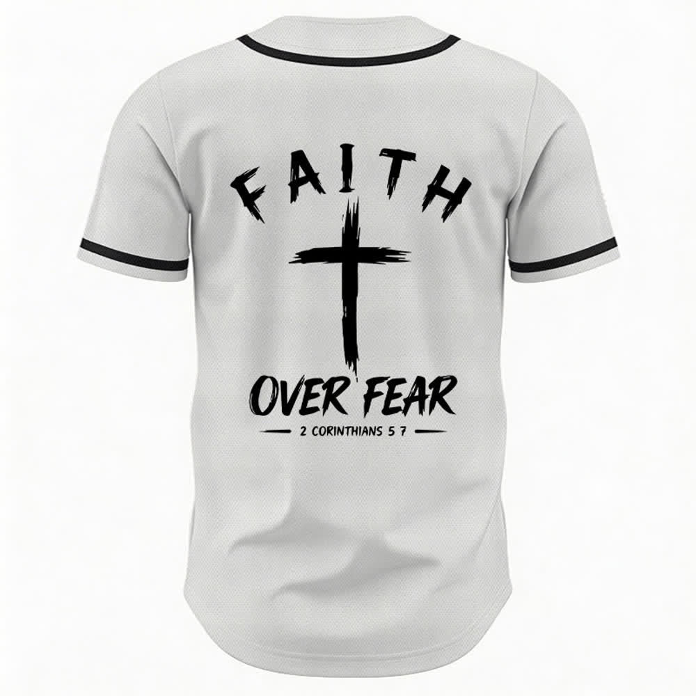 Camiseta de béisbol con ribete de contraste "Fe sobre el miedo" de Christianartworkshop - image 29