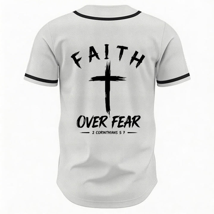 Camiseta de béisbol con ribete de contraste "Fe sobre el miedo" de Christianartworkshop - image 29