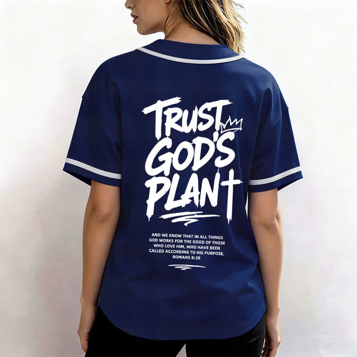 Camiseta de béisbol con botones "Confía en el plan de Dios" de Christianartworkshop - image 38