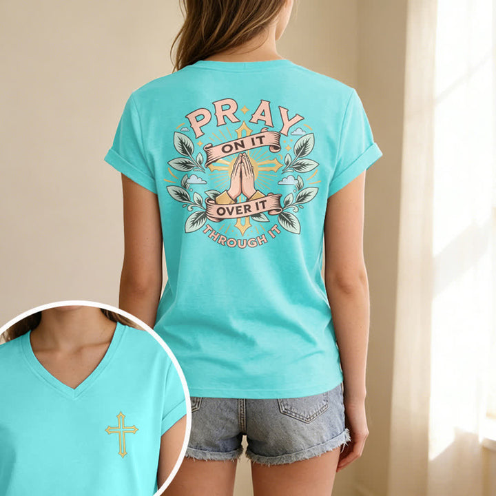 Christianartworkshop Camiseta de mujer con cuello en V y manga enrollada con nudo lateral "Pray On It" - image 21