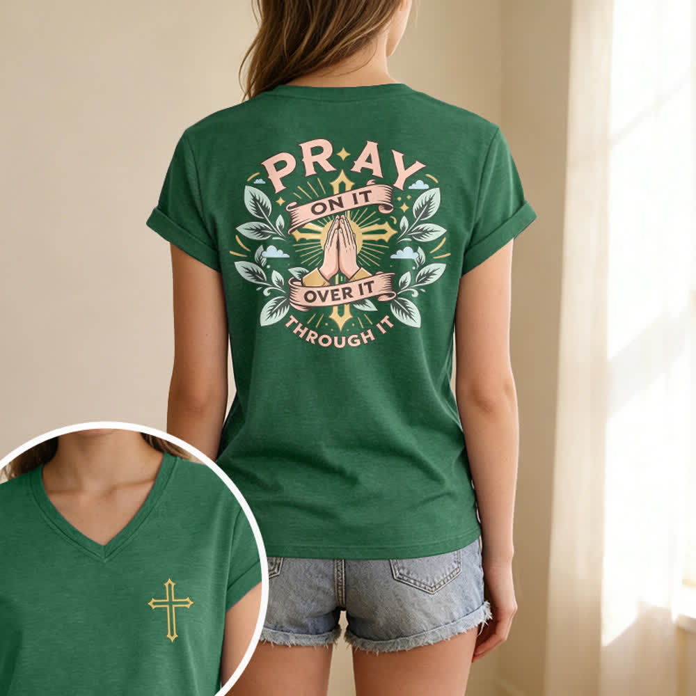 Christianartworkshop Camiseta de mujer con cuello en V y manga enrollada con nudo lateral "Pray On It" - image 51