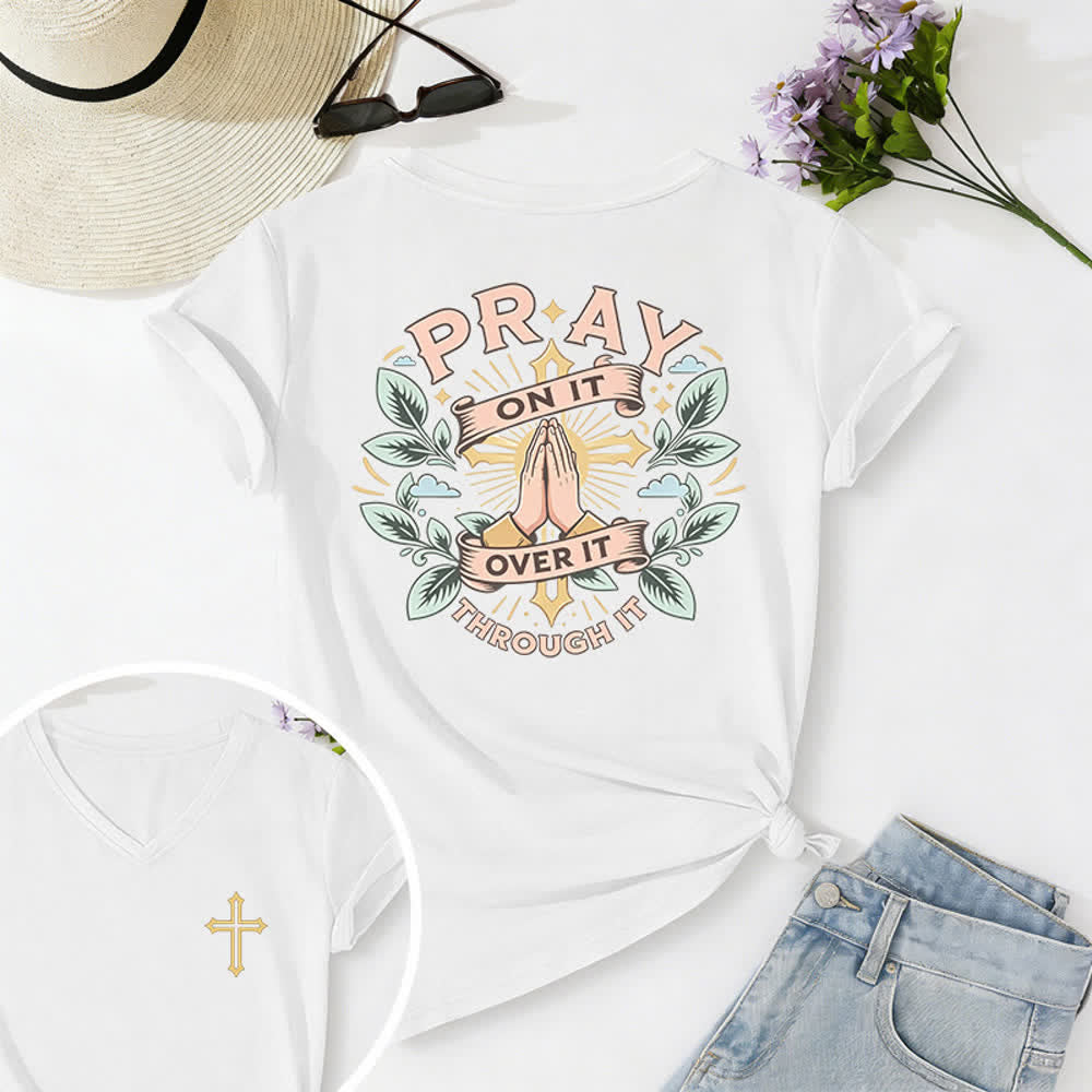 Christianartworkshop Camiseta de mujer con cuello en V y manga enrollada con nudo lateral "Pray On It" - Blanco - 2XL - image 6
