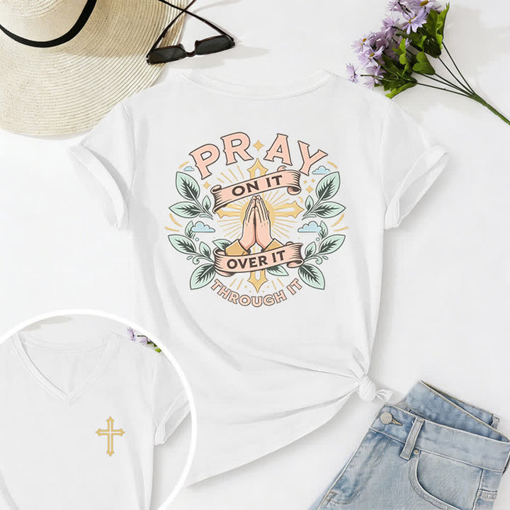 Christianartworkshop Camiseta de mujer con cuello en V y manga enrollada con nudo lateral "Pray On It" - Blanco - 2XL - image 6