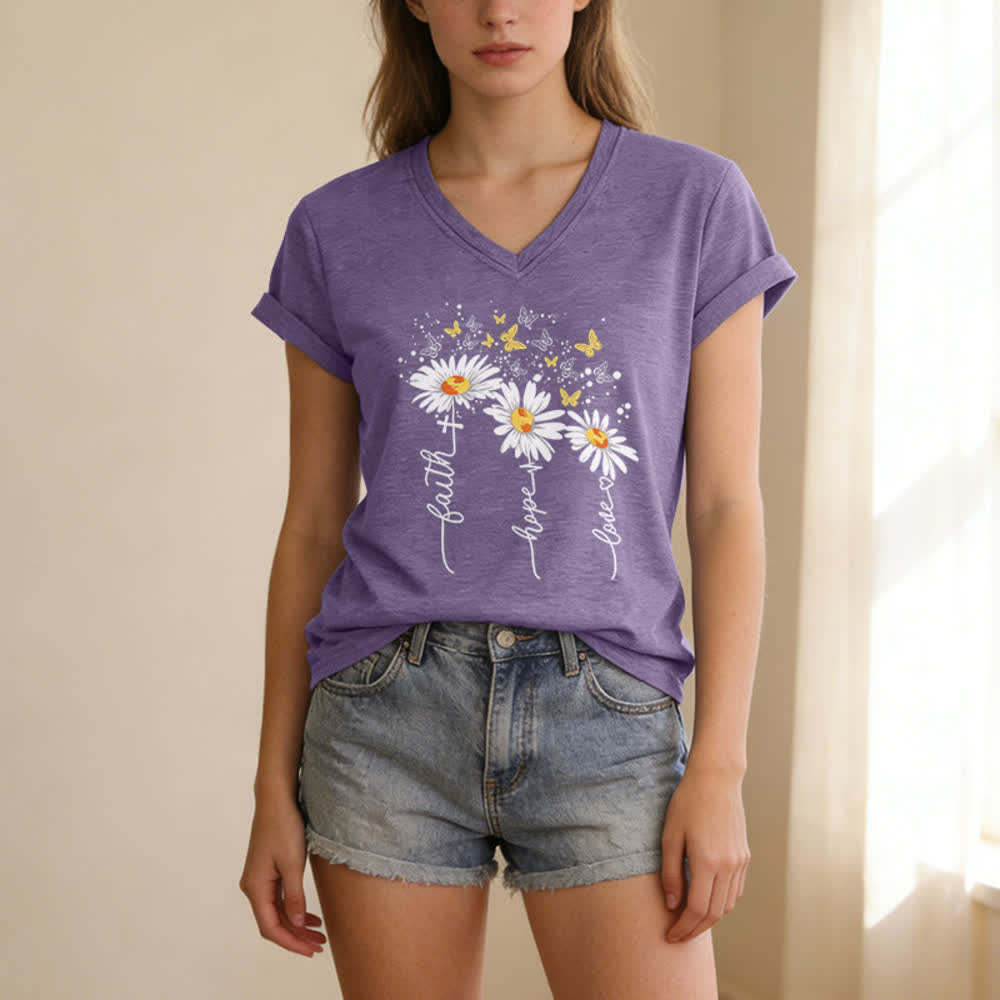 Christianartworkshop Camiseta de mujer con cuello en V y estampado de margaritas y mariposas "Fe, Esperanza, Amor" - image 15