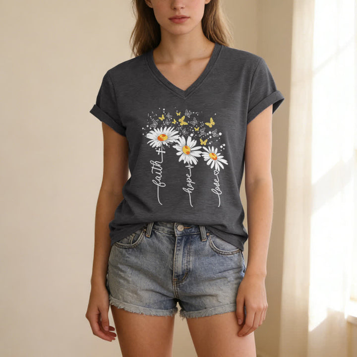 Christianartworkshop Camiseta de mujer con cuello en V y estampado de margaritas y mariposas "Fe, Esperanza, Amor" - image 11
