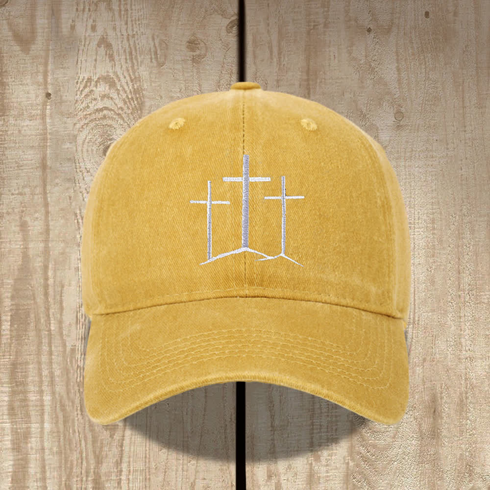 Christianartworkshop Gorro clásico lavado con bordado de tres cruces y la frase "Fe". - Amarillo - image 0