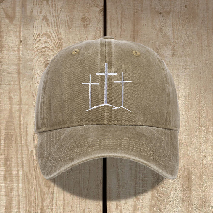 Christianartworkshop Gorro clásico lavado con bordado de tres cruces y la frase "Fe". - Caqui - image 4