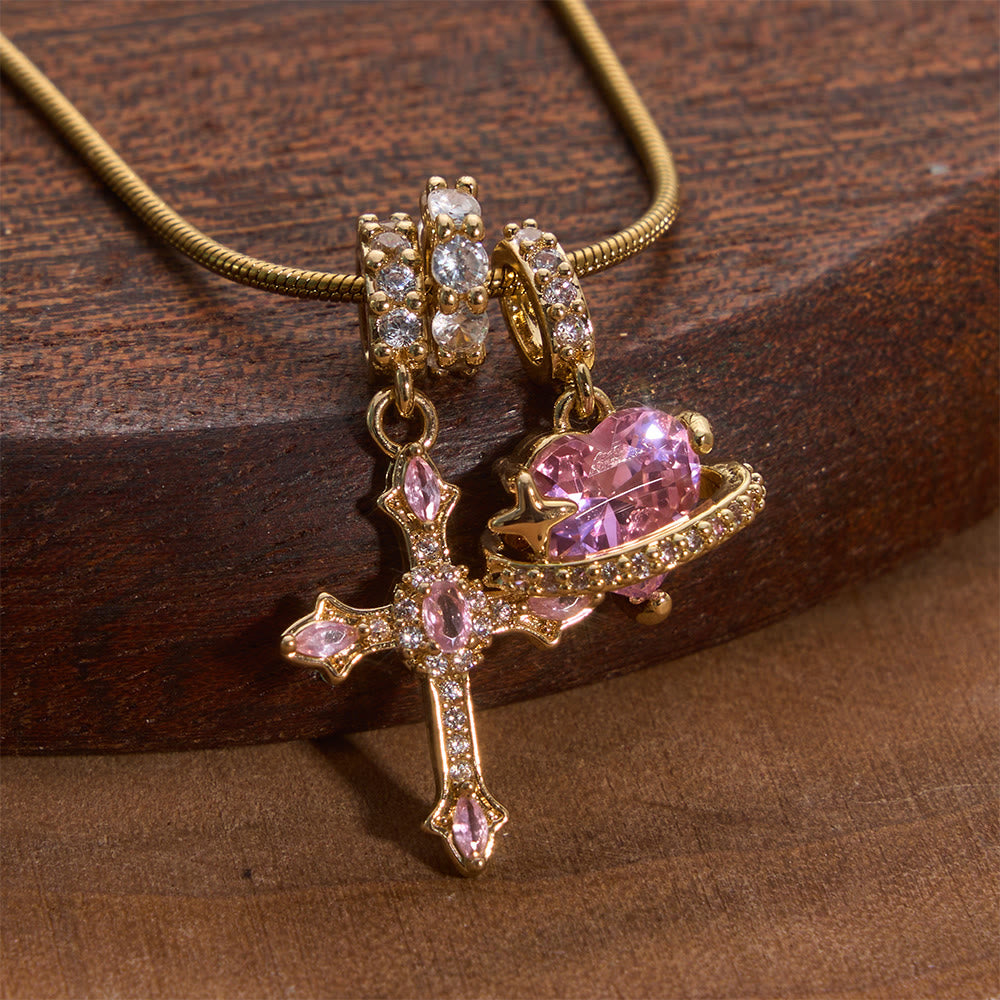 Christianartworkshop Collar con forma de corazón, planeta y cruz enjoyada: símbolo del cuidado celestial infalible. - Dorado - image 0