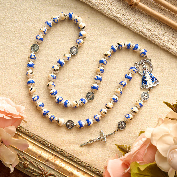 Christianartworkshop Rosario de cerámica floral azul y blanco con medallas de San Benito y Nuestra Señora - image 29