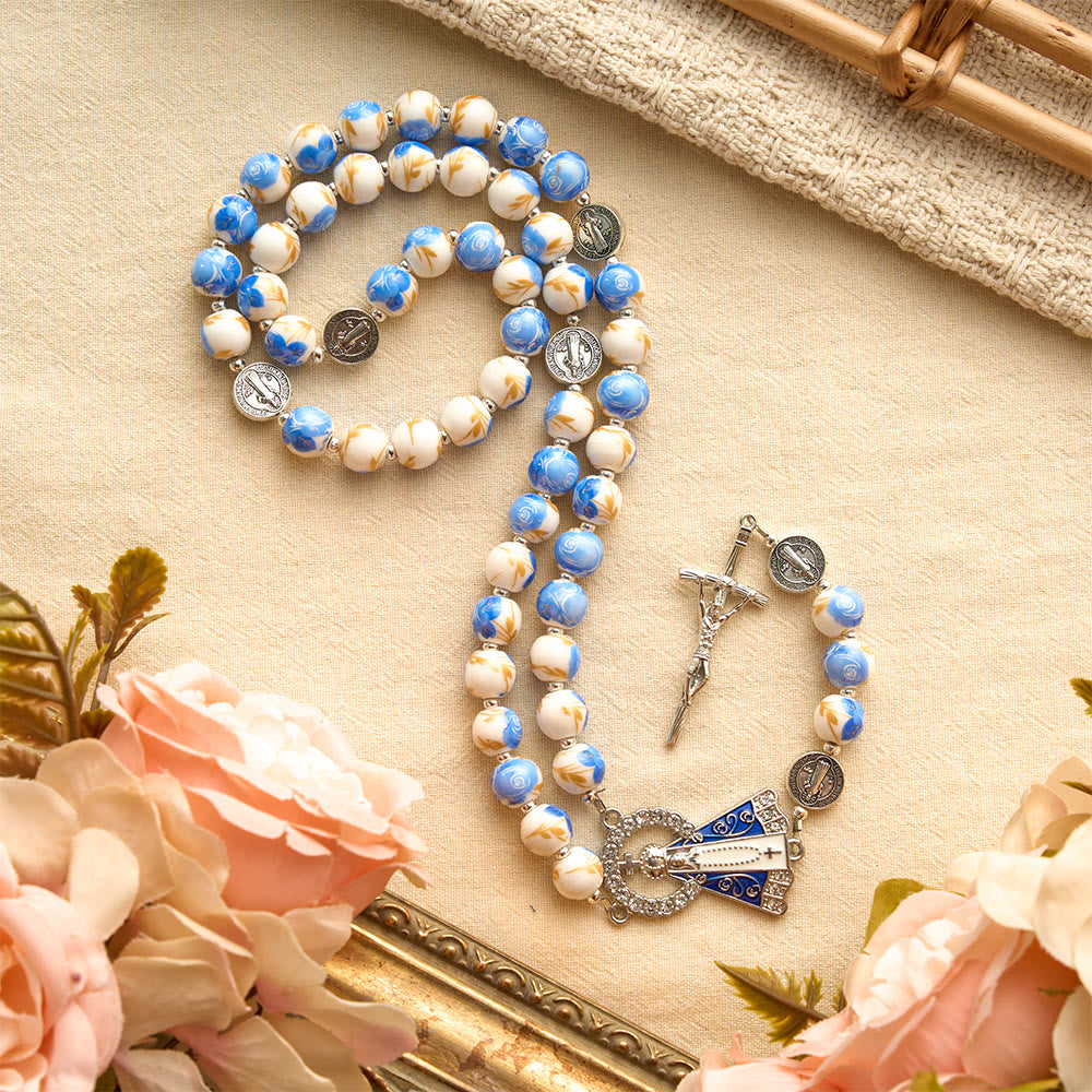 Christianartworkshop Rosario de cerámica floral azul y blanco con medallas de San Benito y Nuestra Señora - image 17