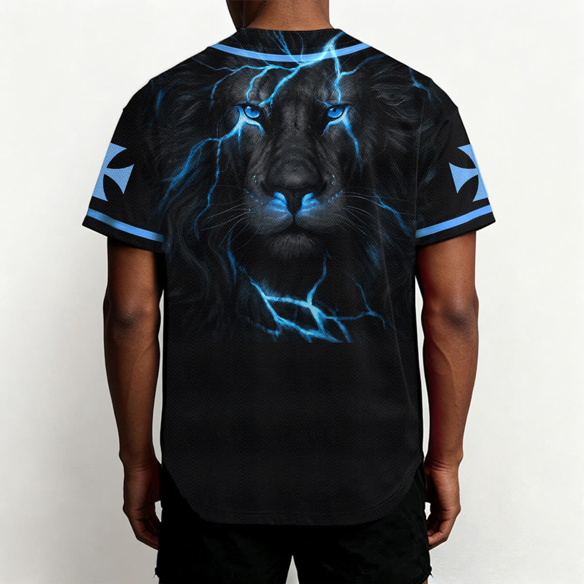 Christianartworkshop Camiseta de béisbol con botones y emblema de la Cruz de Jesús vertical en la parte delantera y retrato del León de Judá con rayo en la parte trasera. - image 32