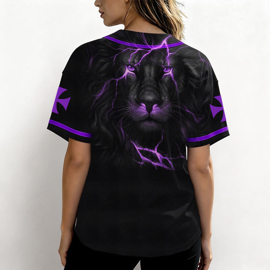 Christianartworkshop Camiseta de béisbol con botones y emblema de la Cruz de Jesús vertical en la parte delantera y retrato del León de Judá con rayo en la parte trasera. - image 55