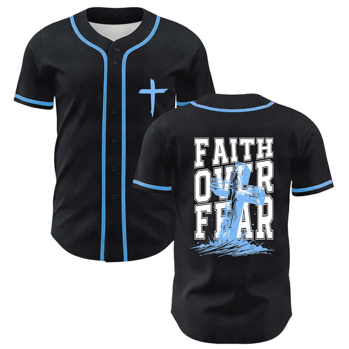 Camiseta de béisbol con ribete de contraste y cruz "Fe sobre el miedo" de Christianartworkshop - Azul cielo - 5XL - image 14