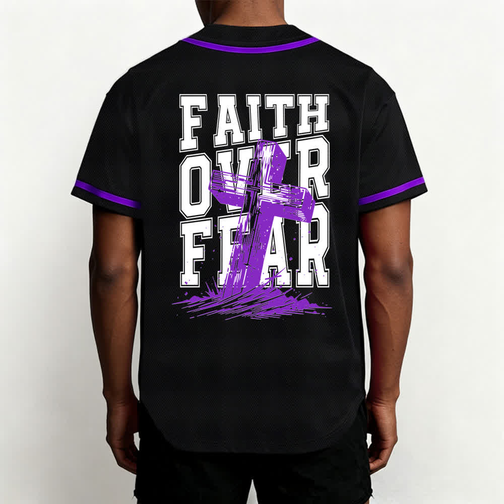 Camiseta de béisbol con ribete de contraste y cruz "Fe sobre el miedo" de Christianartworkshop - image 54