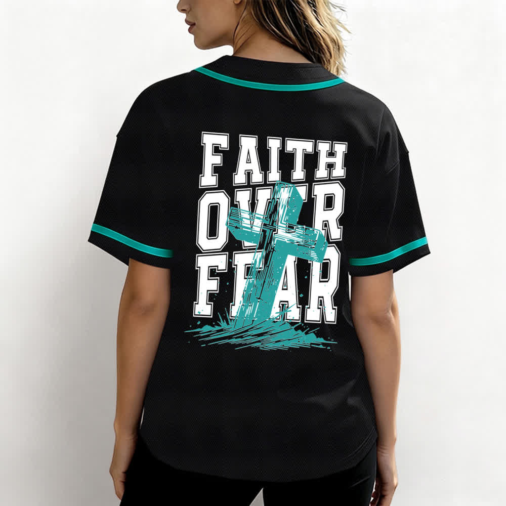 Camiseta de béisbol con ribete de contraste y cruz "Fe sobre el miedo" de Christianartworkshop - image 31