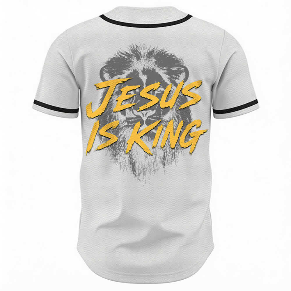 Christianartworkshop Camiseta de béisbol de malla con estampado de león "Jesús es Rey" - image 8