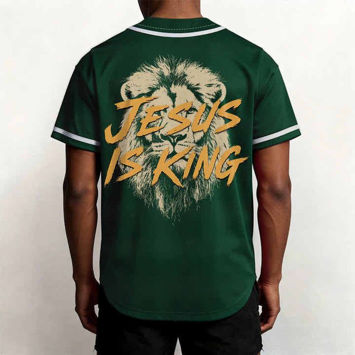 Camiseta de béisbol con gráfico del león "Jesús es rey" de Christianartworkshop - image 47