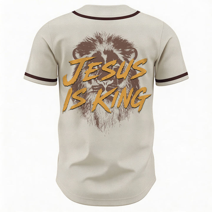 Camiseta de béisbol con gráfico del león "Jesús es rey" de Christianartworkshop - image 50