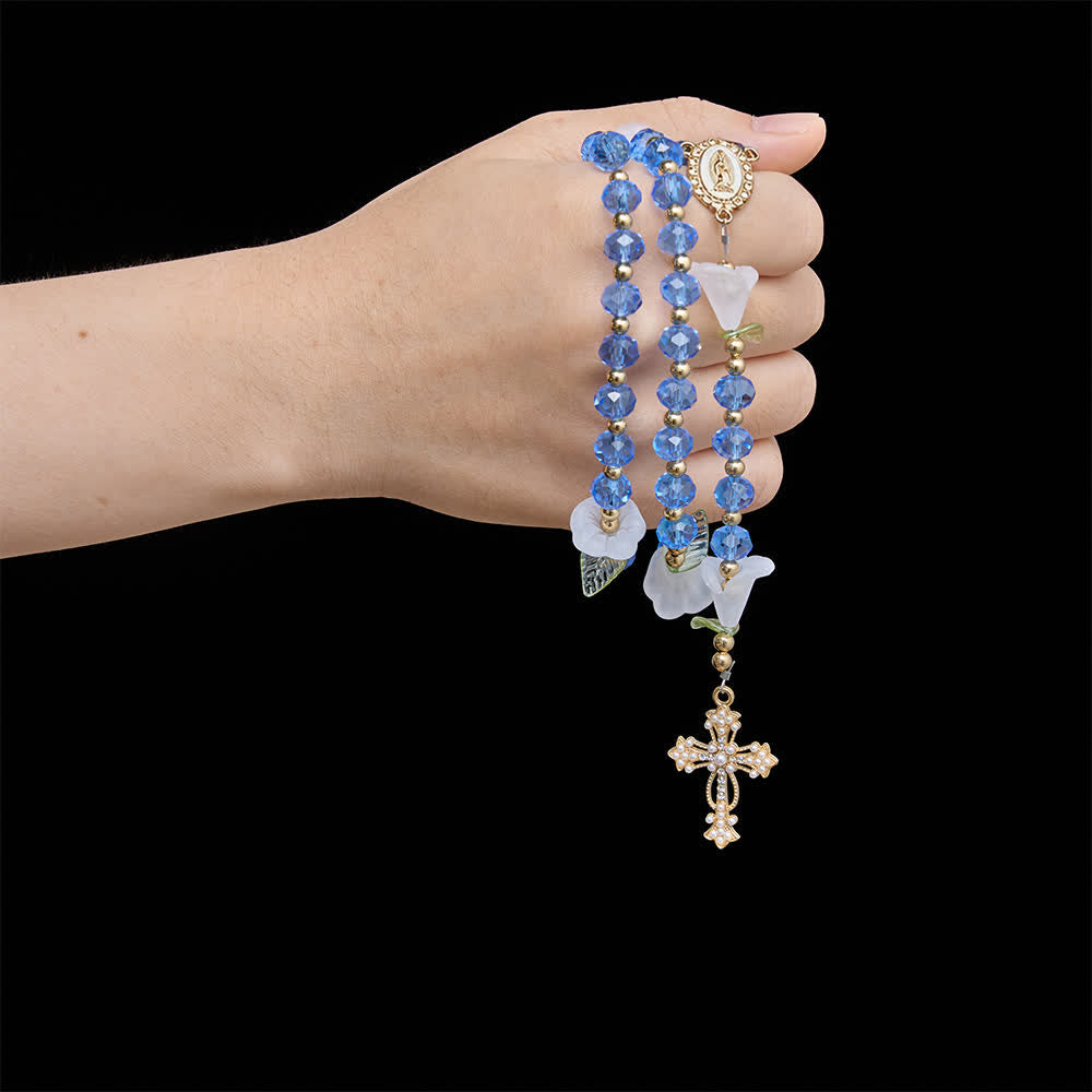 Christianartworkshop Rosario de cristal azul translúcido con forma de lirio y cruz adornada con perlas: emblema de pura serenidad celestial. - image 1