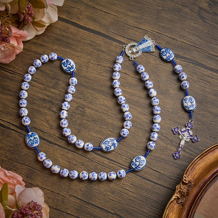 Christianartworkshop Rosario de porcelana azul y blanca de Nuestra Señora de Aparecida: un recuerdo para la observancia de la oración solemne. - image 5