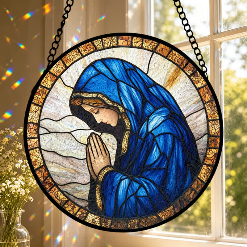 Christianartworkshop Atrapasueños de vidrieras con la Virgen María orando: Emblema de la pura gracia celestial. - image 3