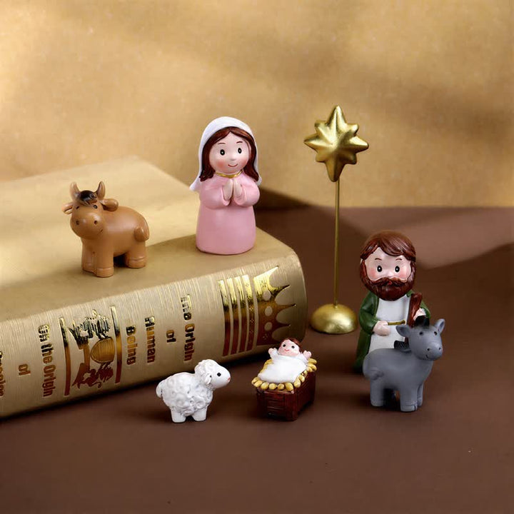 Christianartworkshop Conjunto de figuras de la Natividad elaboradas a mano con precisión: Insignia de suave luz celestial. - image 2