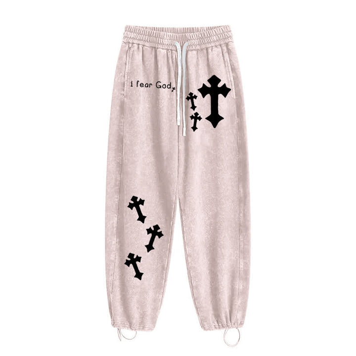 Christianartworkshop Pantalones deportivos rosas lavados con estampado de cruz "Temo a Dios" - image 2