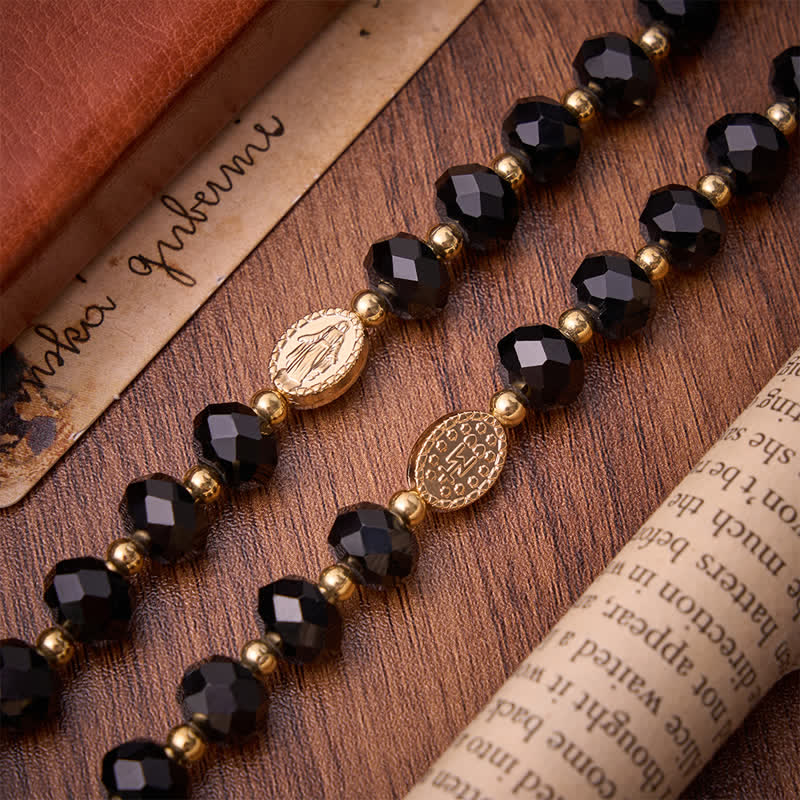 Christianartworkshop Rosario de lujo de cristal negro facetado con crucifijo dorado ornamentado y medalla de Nuestra Señora. - image 6