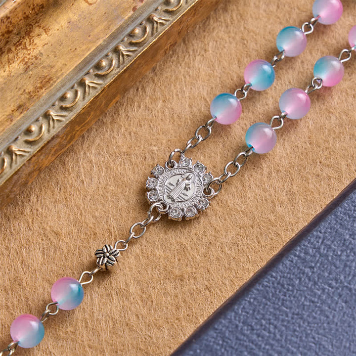 Christianartworkshop Rosario ornamentado de Nuestra Señora de la Medalla Milagrosa con cuentas de vidrio: Signo de la protección divina. - image 2