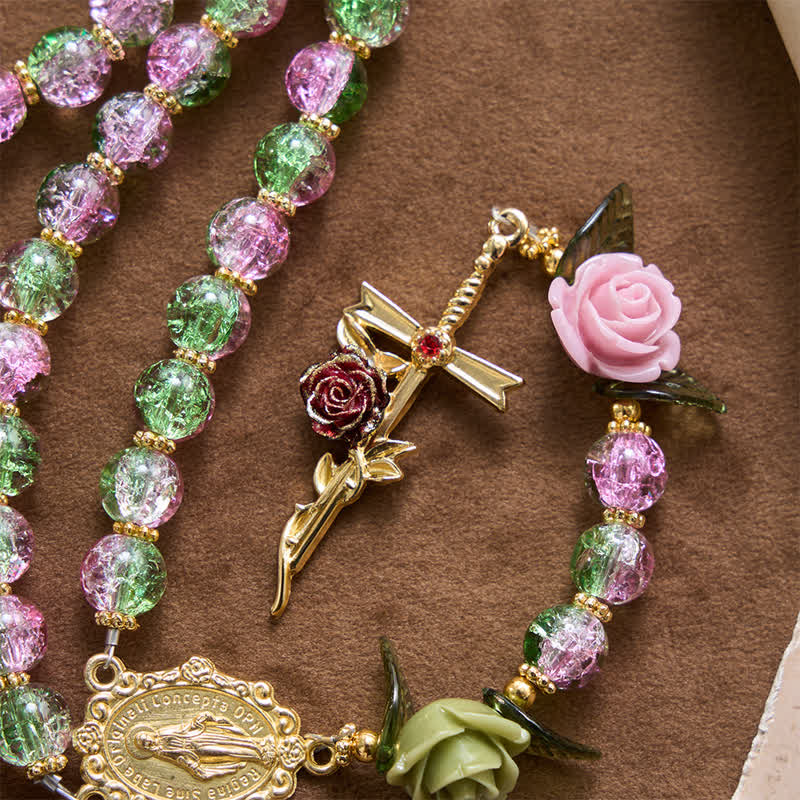 Christianartworkshop Rosario de la Virgen María con cuentas de vidrio facetadas craqueladas en rosa y verde, diseño floral de rosa y cruz. - image 5