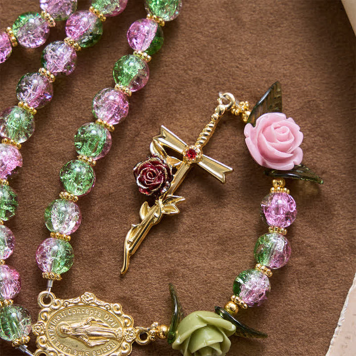 Christianartworkshop Rosario de la Virgen María con cuentas de vidrio facetadas craqueladas en rosa y verde, diseño floral de rosa y cruz. - image 5