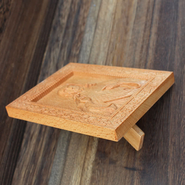 Christianartworkshop Icono tallado en madera de haya con borde ornamentado de Nuestra Señora y Jesús: Signo de suave consuelo divino. - image 8