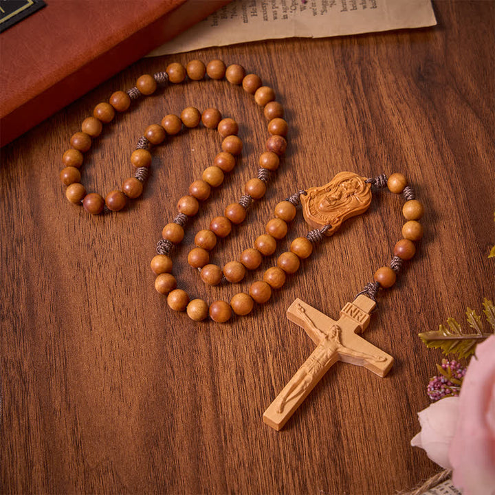 Christianartworkshop Rosario de madera natural con motivo de la Virgen y el Niño: símbolo de la constante calidez divina. - image 11