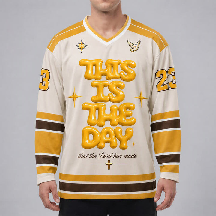 Christianartworkshop Esta es la camiseta de hockey con estampado en relieve del día - image 3